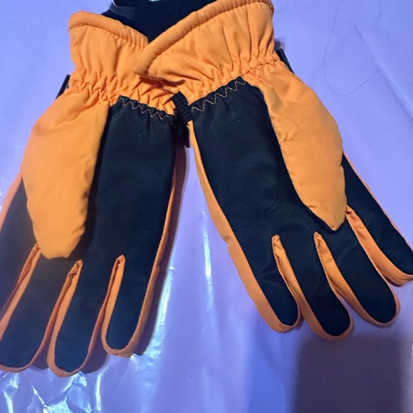 Orange Snow Sport Gloves 8-14 - Picture 3 of 3
